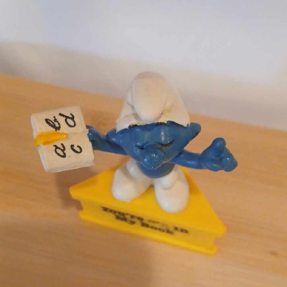 Smurf Figurine You're #1 In My book Collectible - Picture 2 of 10